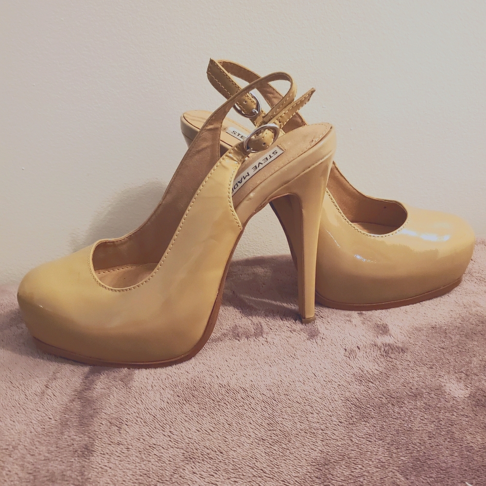 Steve Madden Staciee Pumps